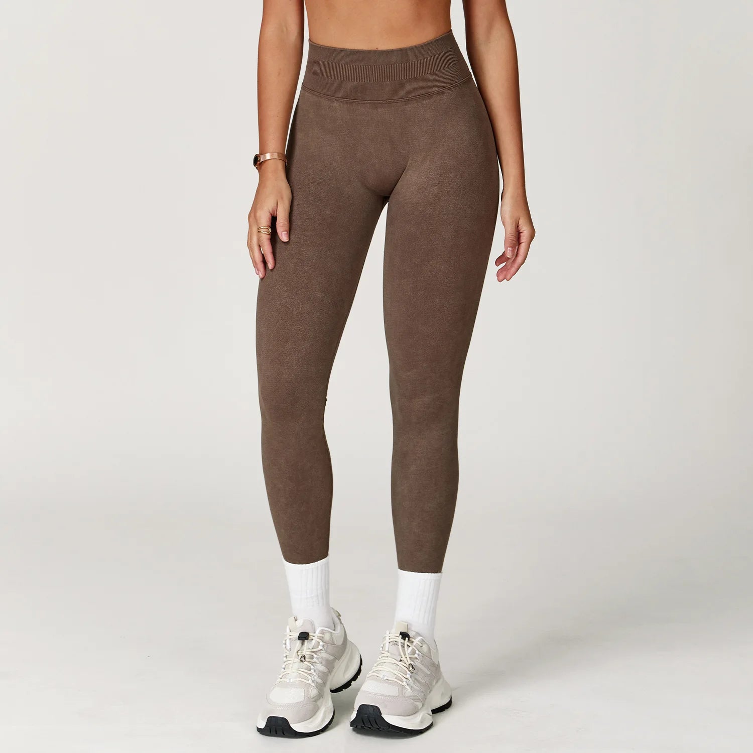Fitted shaping leggings