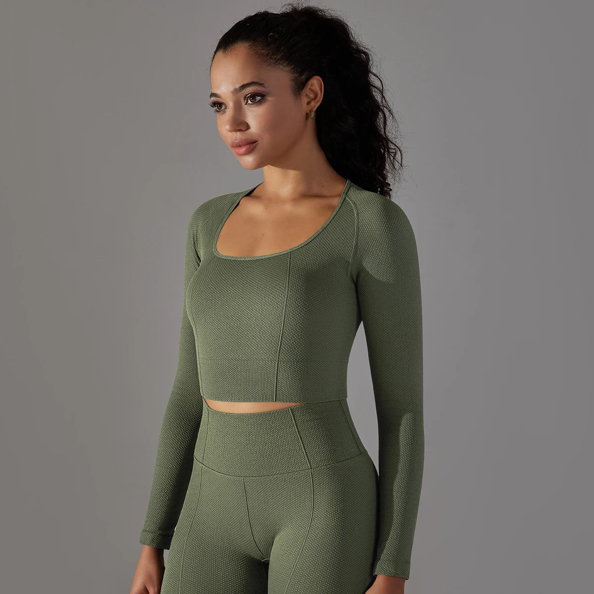 Long-sleeved technical sports t-shirt