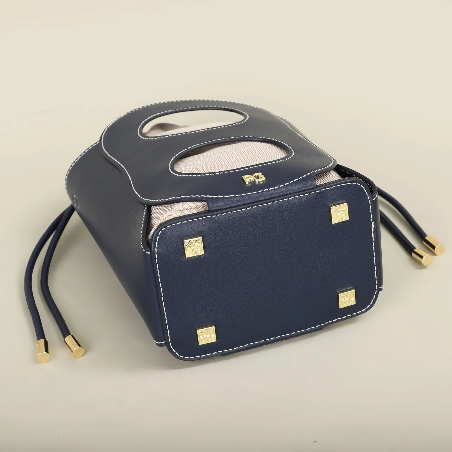 Bolsa Feminina de Luxo com Design Elegante e Versátil