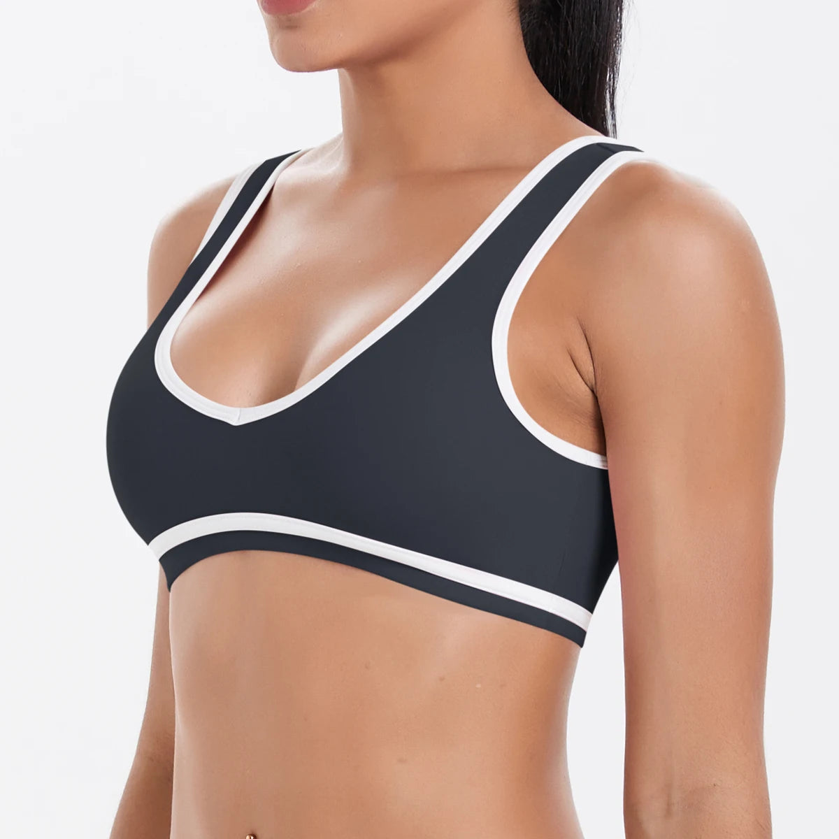 Workout top with shaping effect