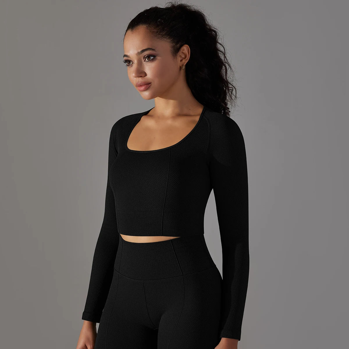 Long-sleeved technical sports t-shirt